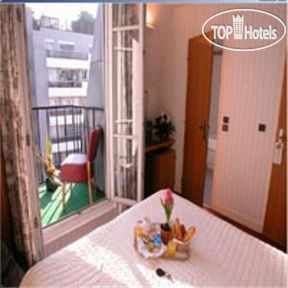New photos from tourists Libertel Maxim Paris 3*