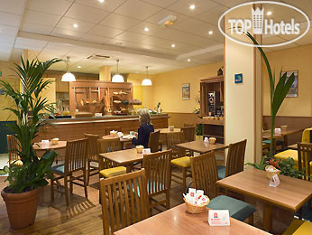 New photos from tourists Ibis Paris Sacre Coeur 18eme 2*
