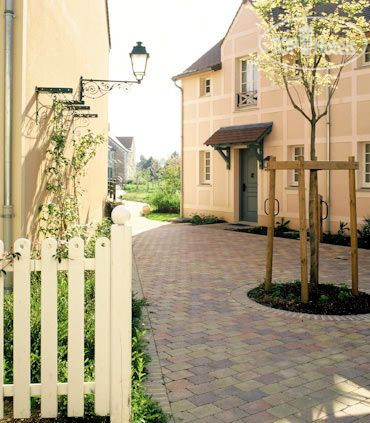 New photos from tourists Marriotts Village d Ile-de-France 4*