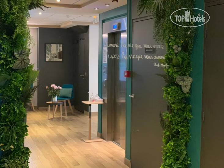 Hotelier's photos Holiday Inn Paris - Montmartre 3*