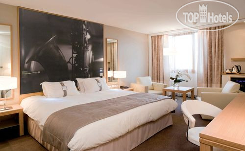 New photos from tourists Holiday Inn Paris - La Villette 4*