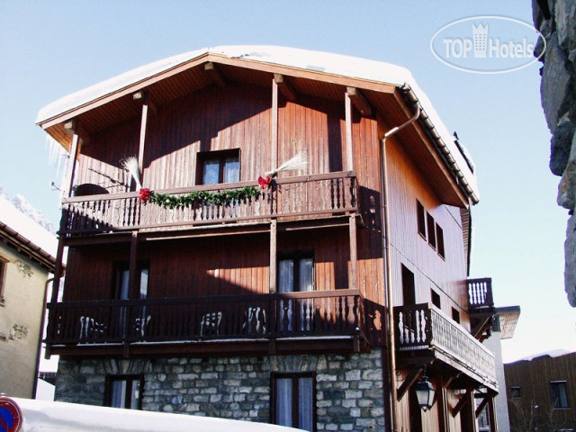 Hotel photo Les Chardons 3*