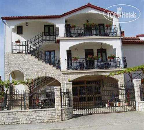 New photos from tourists Julio 3*