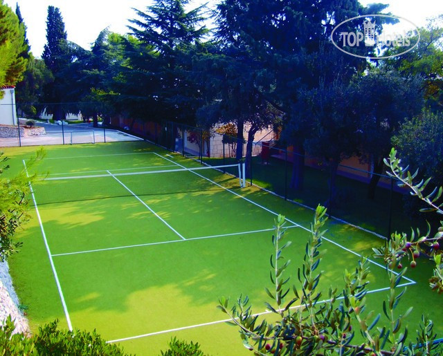 New photos from tourists Jadran 3*