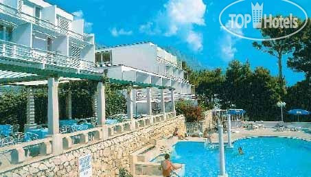 Новые добавленные фото туристов Berulia 4*