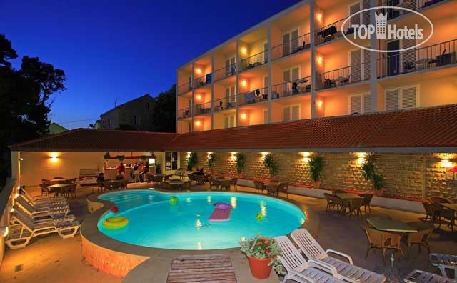 Hotelier's photos Lumbarda 3*