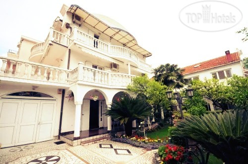 Фото Villa Petrova