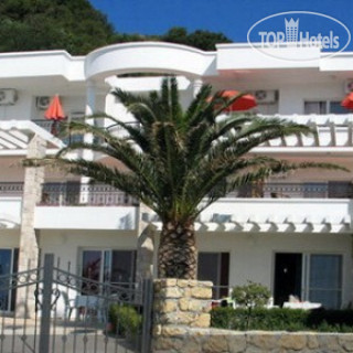 Фото Adriatic Apartment