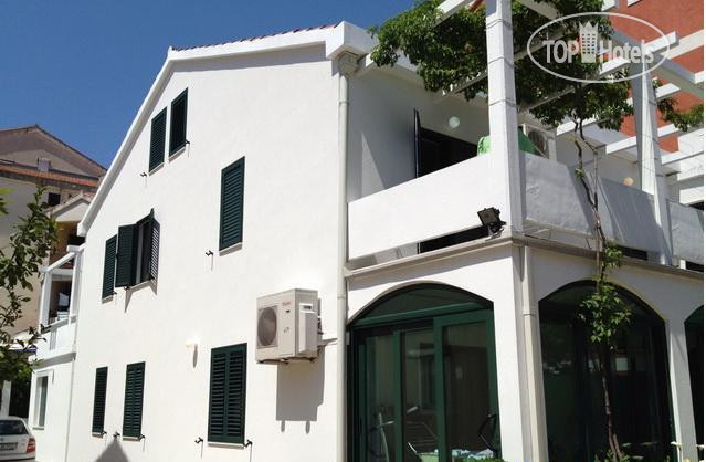 Hotel photo Mihovic Apartments 3*