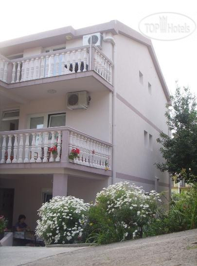 Hotelier's photos Cenic Apartments