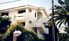 New photos from tourists Vila Ritsa
