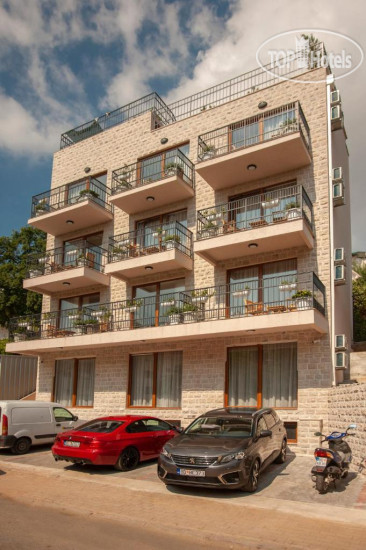 Hotel photo Twelve Hotel 4*