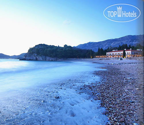 New photos from tourists Aman Sveti Stefan 5*