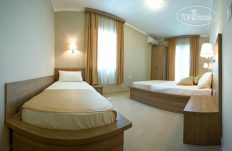 New photos from tourists Vila V N Lux 4*