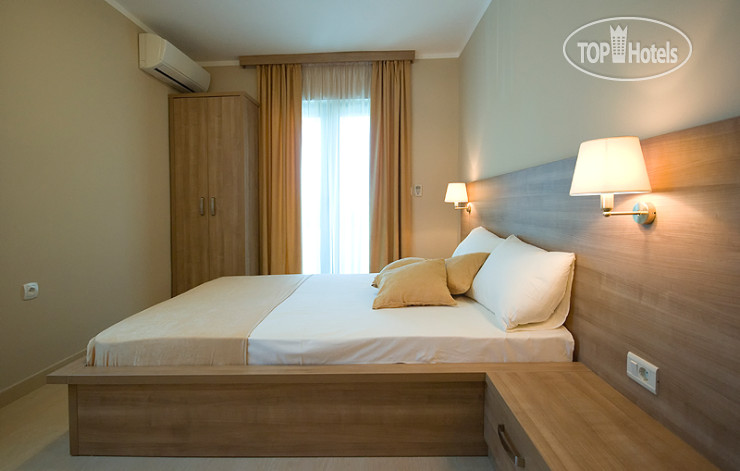 New photos from tourists Vila V Lux 4*