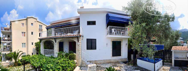 Hotelier's photos Villa Mona 4*
