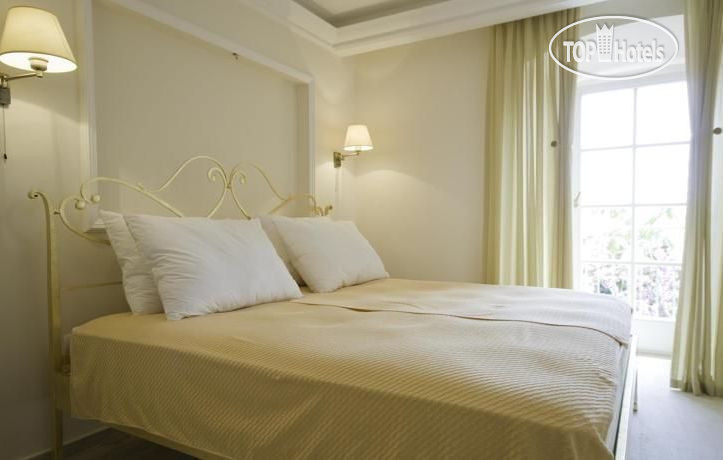 Hotelier's photos Lux Apartments 4*