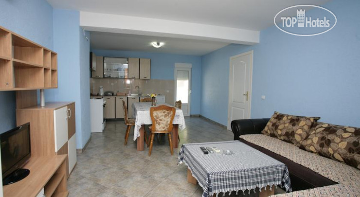 New photos from tourists Cejovic Apartments 3*
