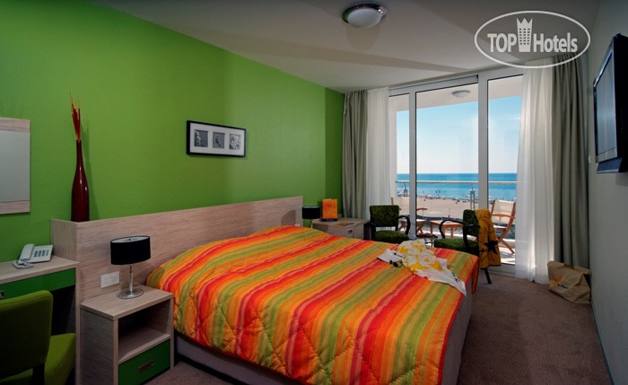 New photos from tourists Otrant Beach 4*