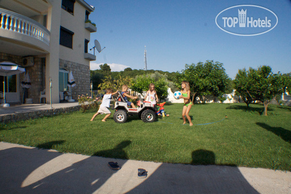Hotelier's photos Sars Apartments 3*