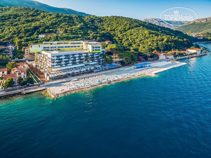 New photos from tourists Carine Hotel Park Bijela 4*