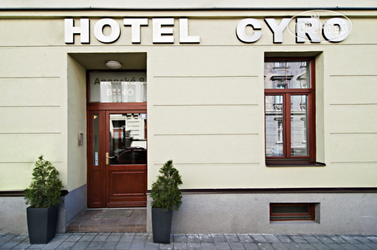 Hotel photo Cyro 3*