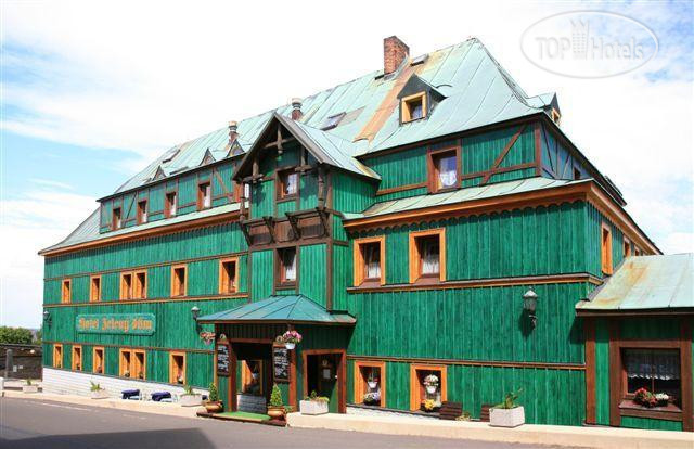 Hotel photo Zeleny Dum 3*