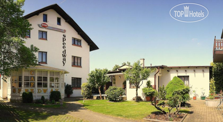 Hotelier's photos Speedway Hotel 3*