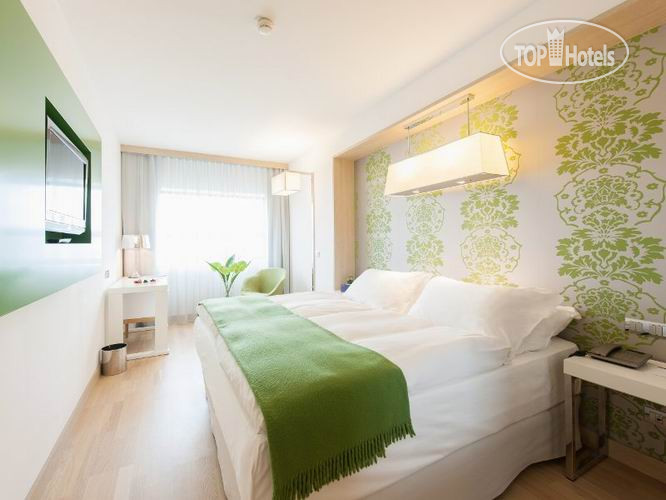 New photos from tourists Occidental Praha Five 4*