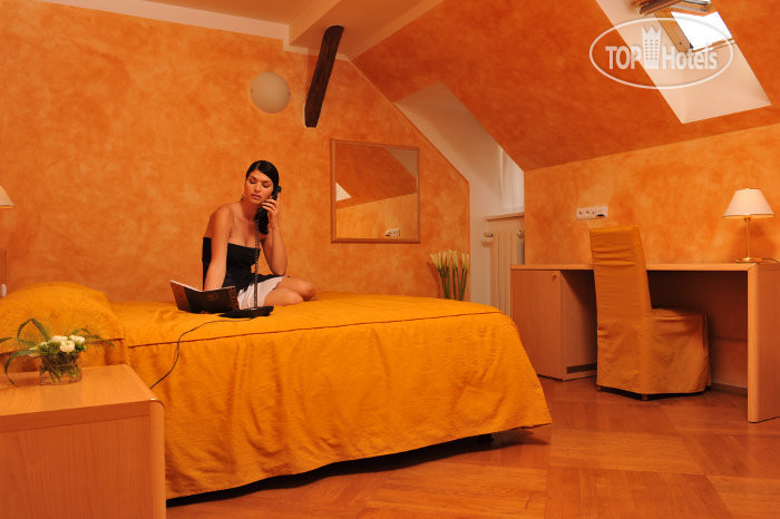 New photos from tourists Roma 4*