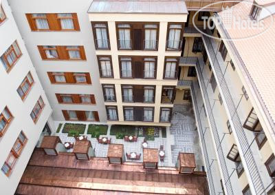Hotel photo Majestic Plaza 4*