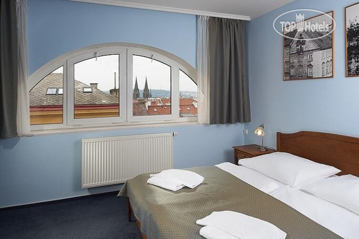 Hotel photo Anna 3*