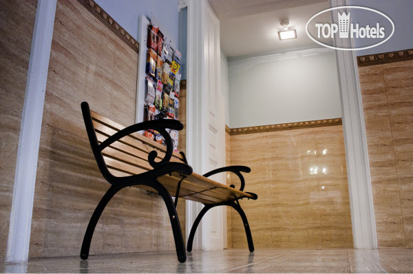 Hotelier's photos Royal Court Apartments Legerova 3*
