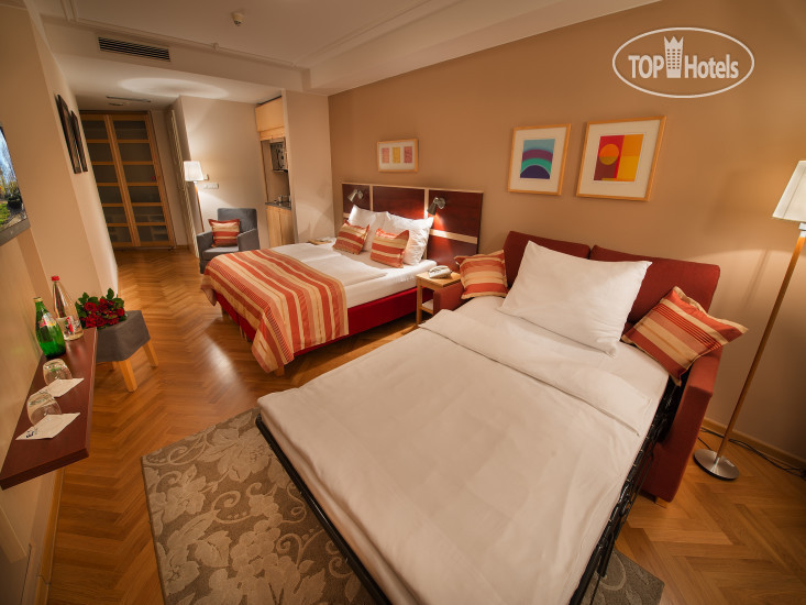 Hotel photo Ea Hotel Julis 4*