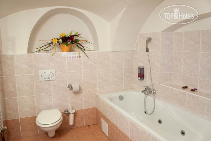 New photos from tourists King George Hotel 3*