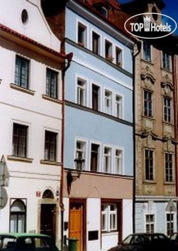 Фото The Golden horse house