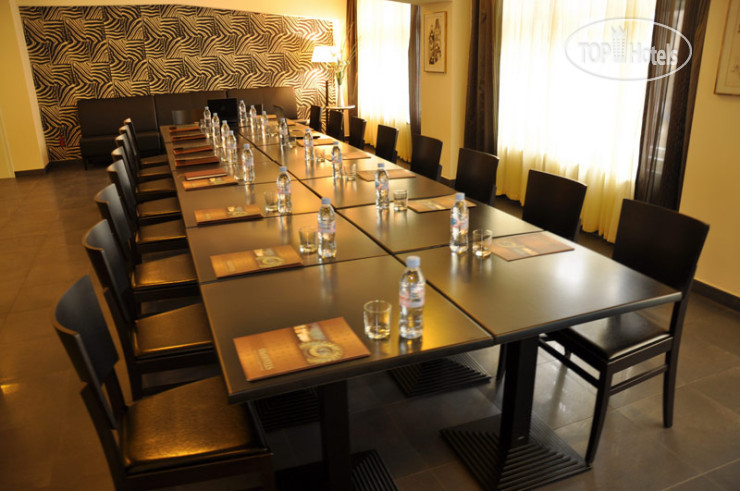 Фото Elysee Apartments