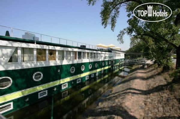 Фото GreenYacht Hotel