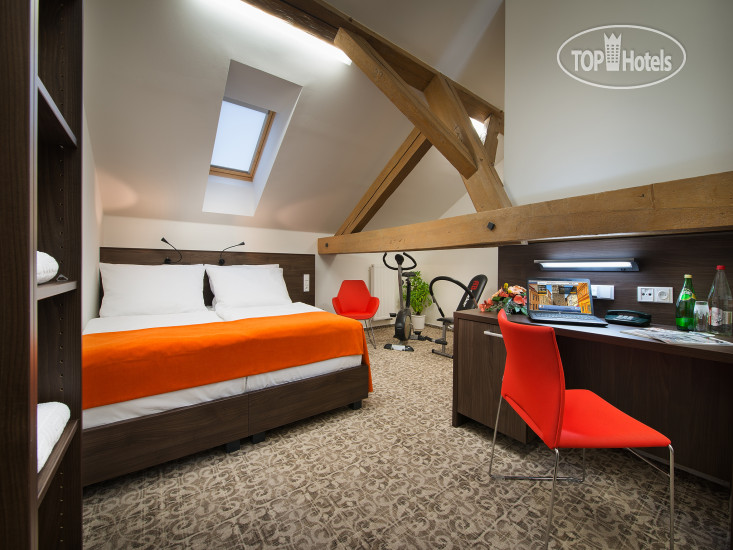 New photos from tourists EA Hotel Business Jihlava 4*