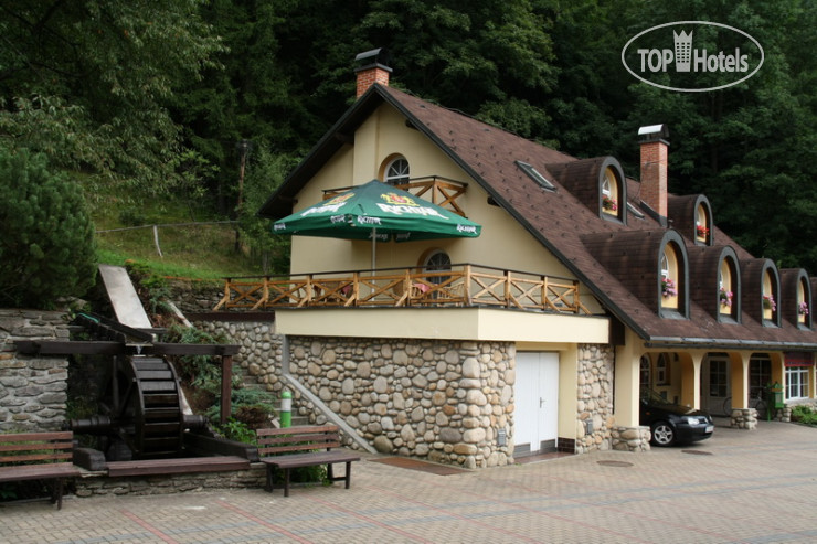 Hotelier's photos Albis Hotel & Pension 3*