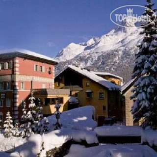 Фото Julier Palace