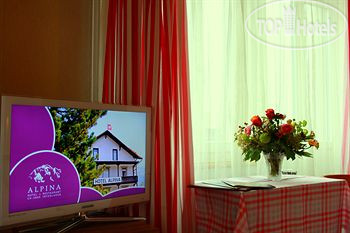 New photos from tourists Alpina 2*