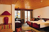New photos from tourists Huus Gstaad 4*