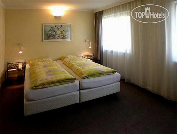 New photos from tourists City Weissenstein 3*