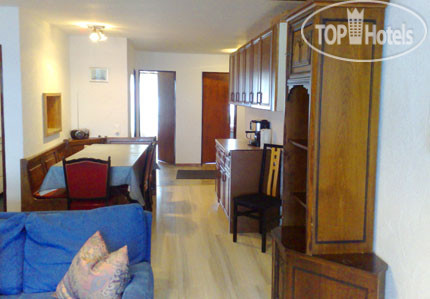 New photos from tourists Theodul