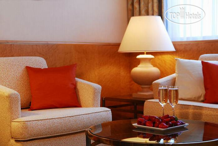 New photos from tourists Crowne Plaza Geneva 4*