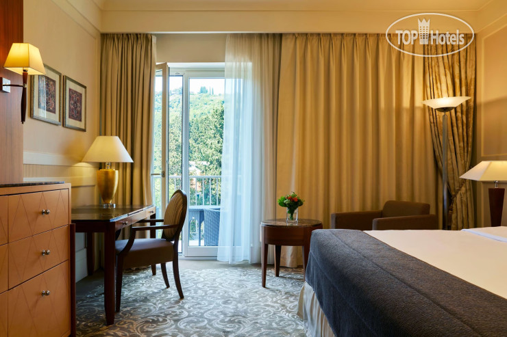 Hotelier's photos Kempinski Palace 5*