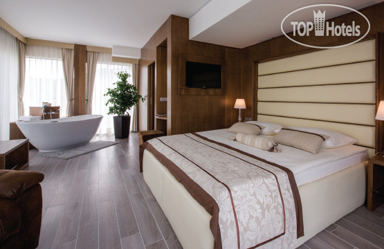 Hotelier's photos Donat 4*