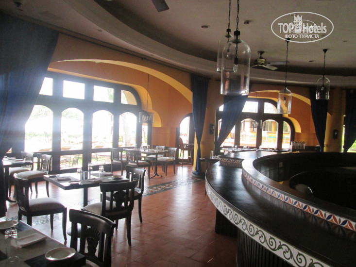 Hotelier's photos Vivanta By Taj Holiday Village 5*