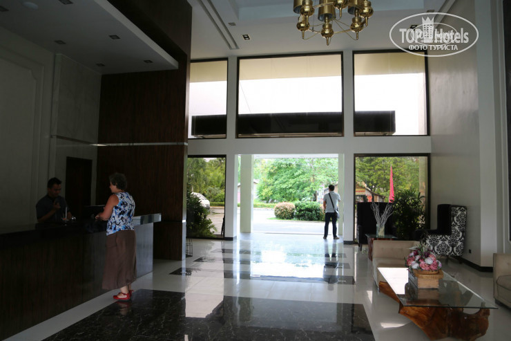 New photos from tourists Ariana Hotel